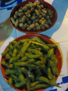 boiled peanuts and soybeans